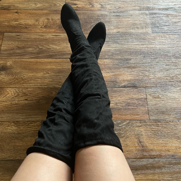 Women’s 7.5 - Picture 3 of 3